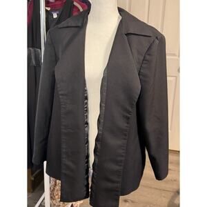 Gloria Vanderbilt Black Lined Blazer With Shoulder Pads, Size 22